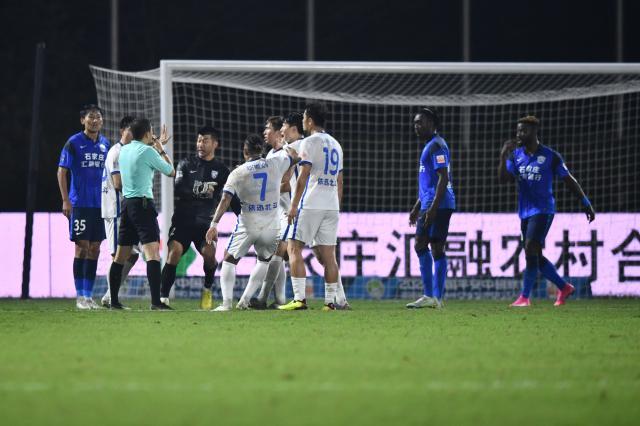 华体会体育官方皇马的赞助商-沧州雄狮没了坎特变成病猫 奥斯卡奇葩失点成笑柄